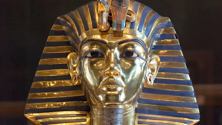Máscara de Tutankamón / Wikimedia